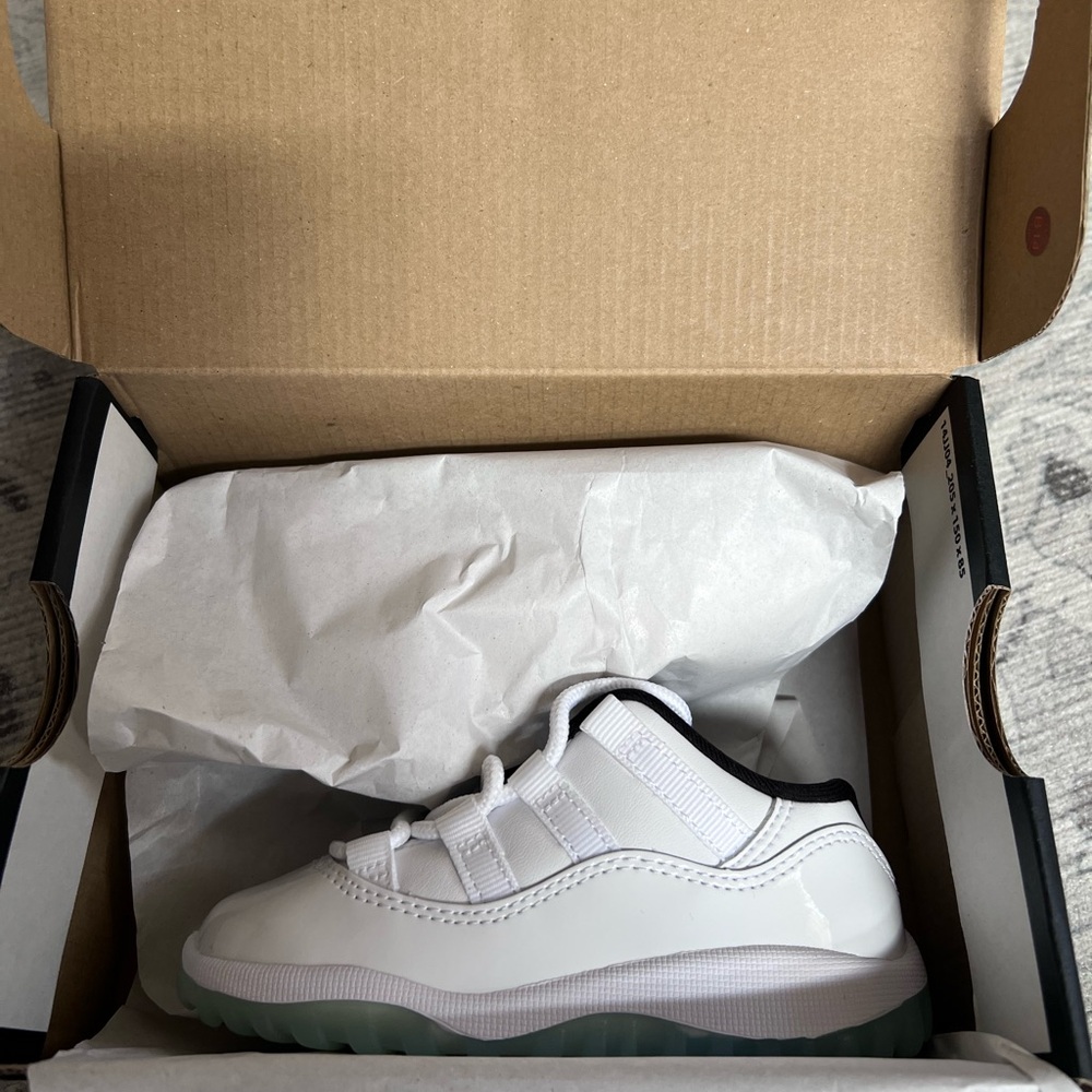 Kids Air Jordan 11 Retro Low Legend Blue Toddler Size 8c
